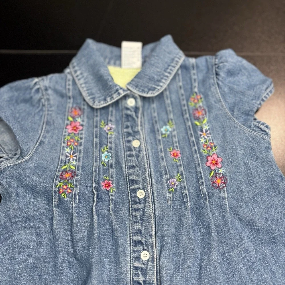 vintage OshKosh B'gosh denim dress embroidered flowers ruffled‎ hem Size 6 RARE